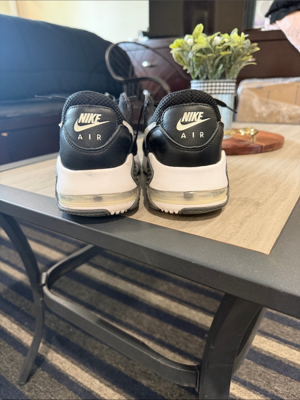 Nike Black and White Air Max Low-Top Sneakers - Picture 2 of 6